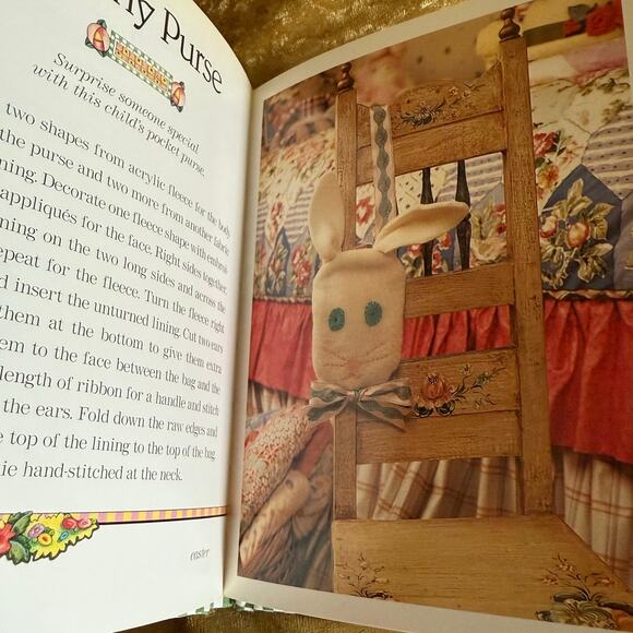 Mary Engelbreit's Winter/Spring/Summer/Autumn by Charlotte Lyons | 1996 | Set - Picture 11 of 16